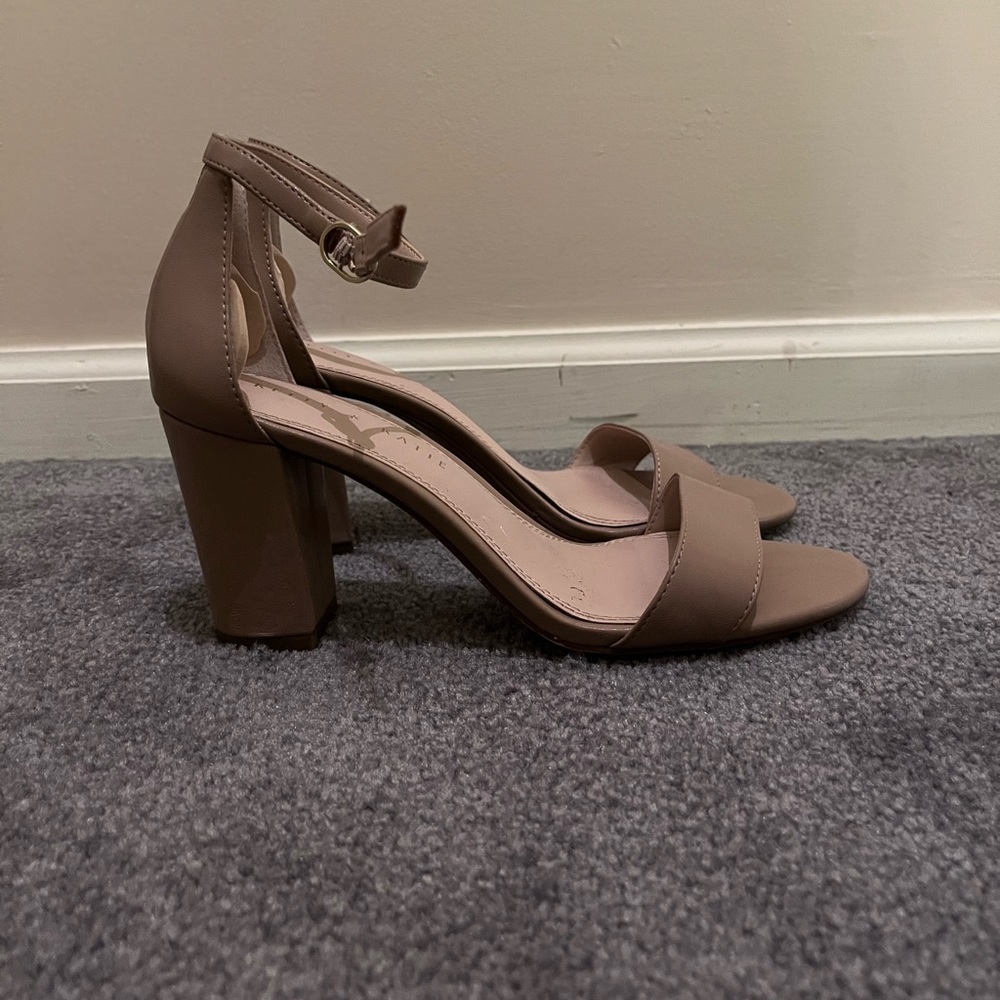 Women’s nude block heels